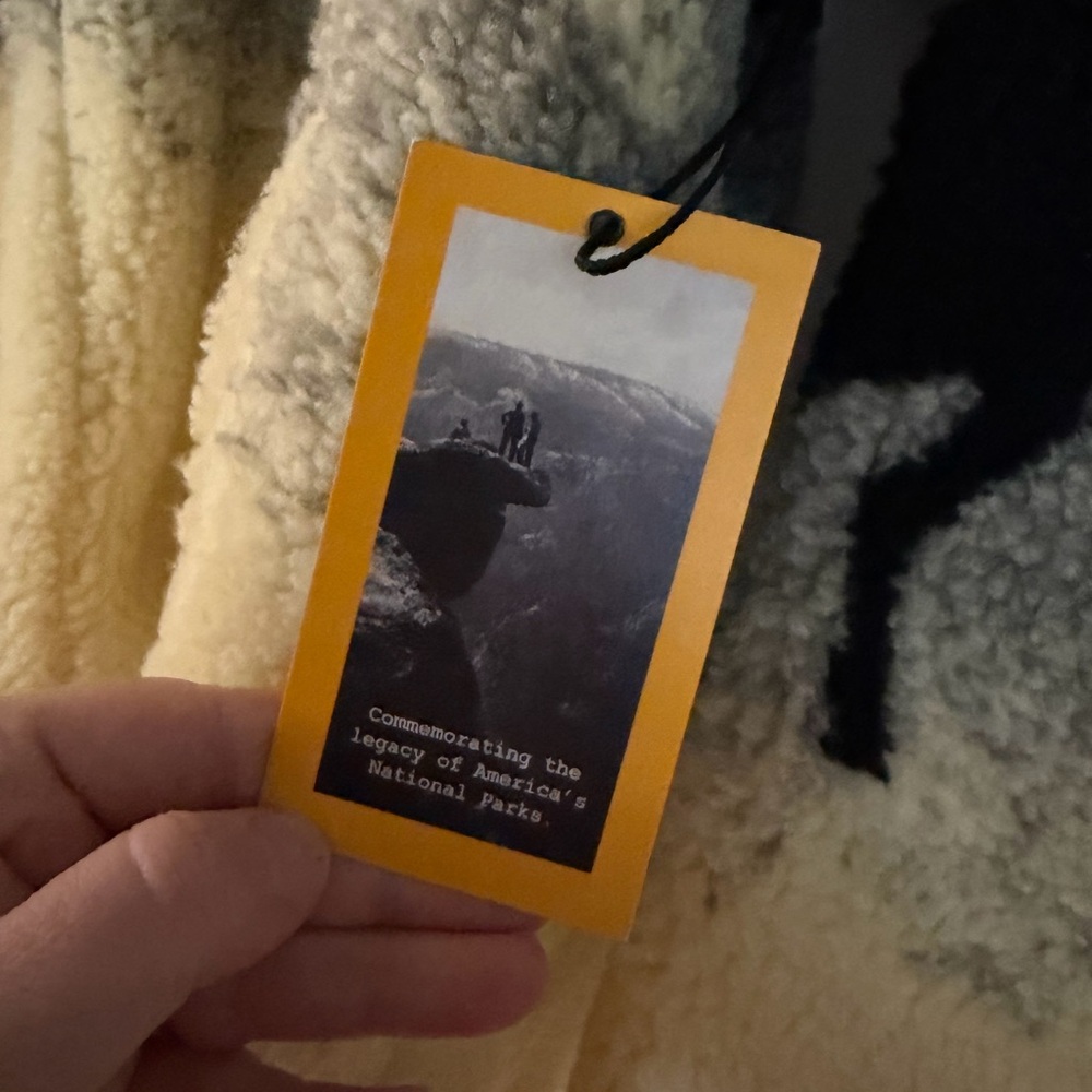 Parks Project x National Geographic Wild Horses Sherpa Sweatshirt / Quarterzip - Picture 7 of 7